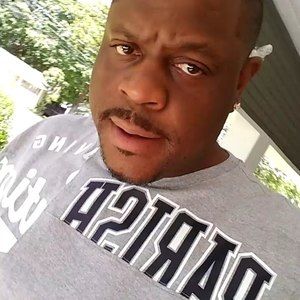 Meet your Posher, Travis